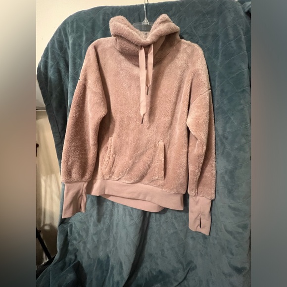 Women's Sherpa Fuzzy Blush Pink Hoodie Mondetta Brand Size Medium - Picture 2 of 9